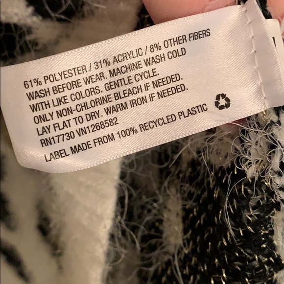 Brand new Sweater - Picture 4 of 4